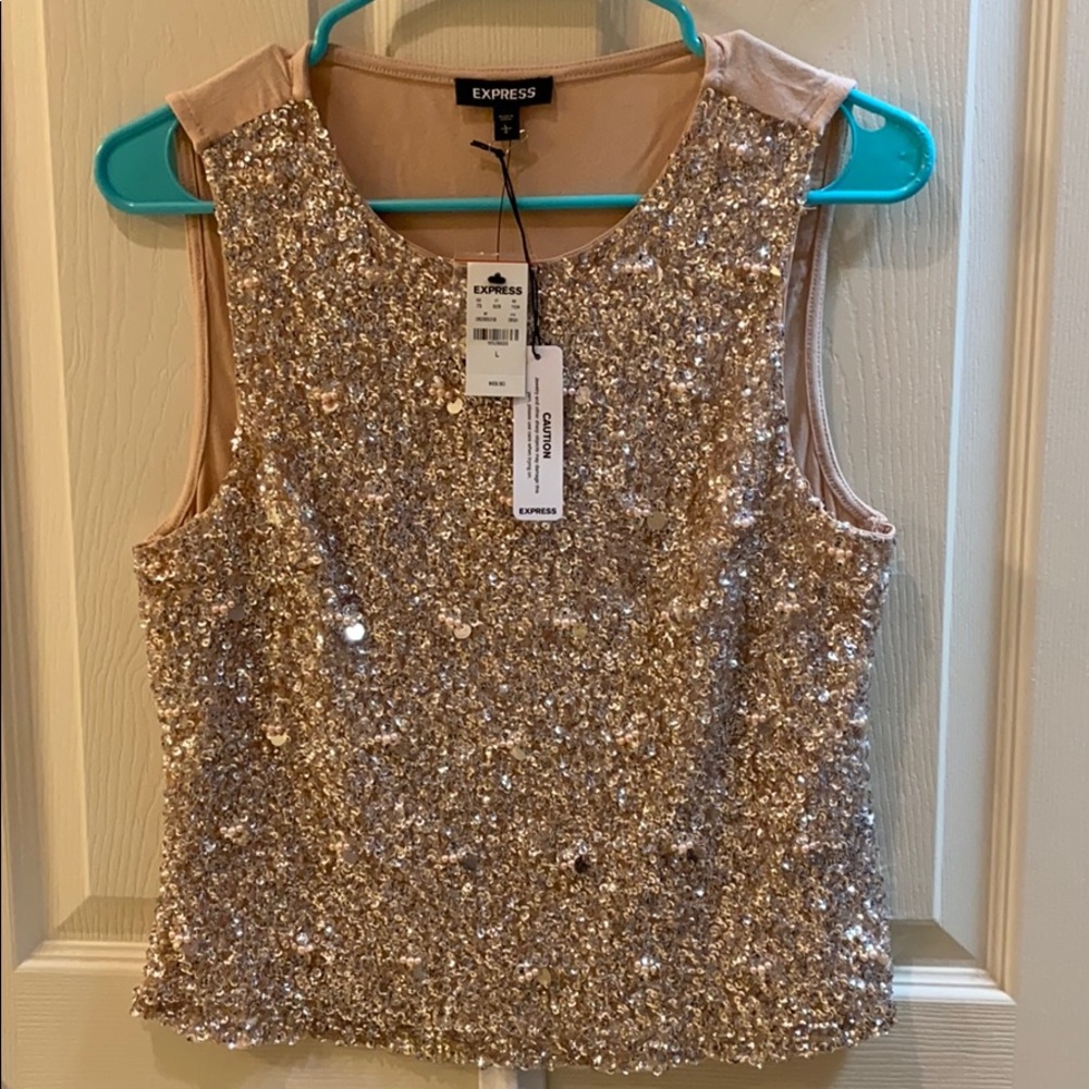 New with tags! Sequin crop blush pink